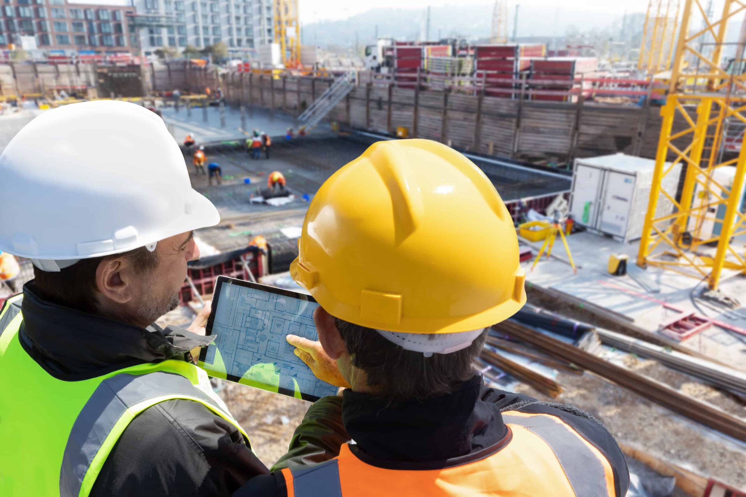 Why Labor Inefficiency is Costing Your Construction Business (and the Digital Fix You Need)
