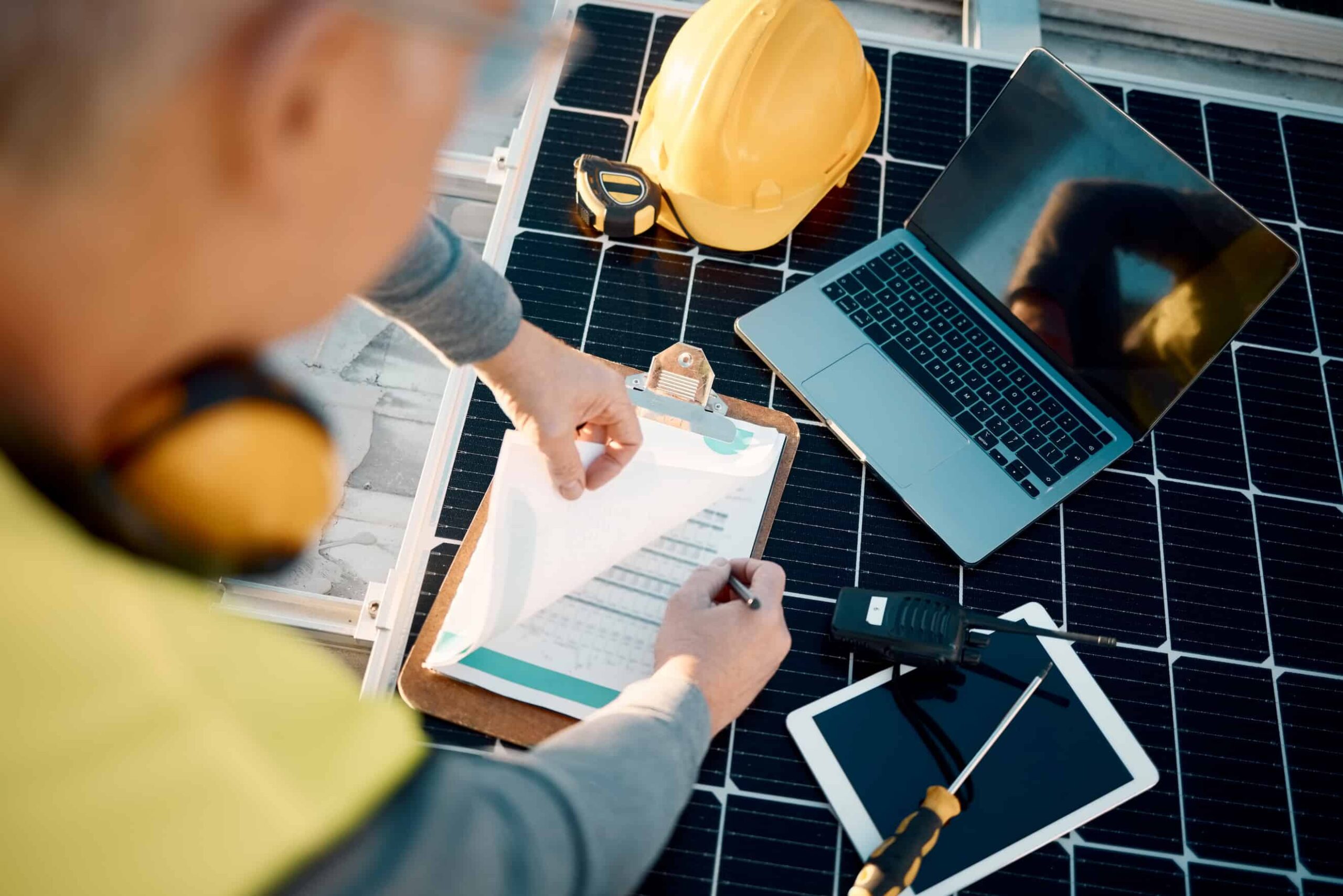 How to Build a Solar Panel Maintenance Checklist That Saves Time
