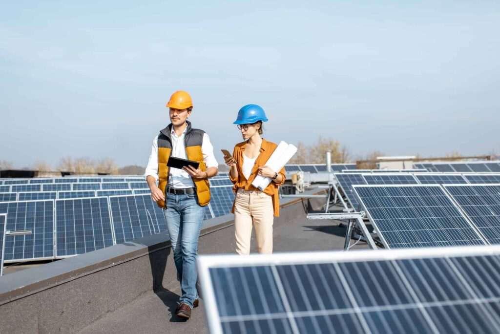 How Field Service Management Software Helps Lower Your Solar Customer Acquisition Costs